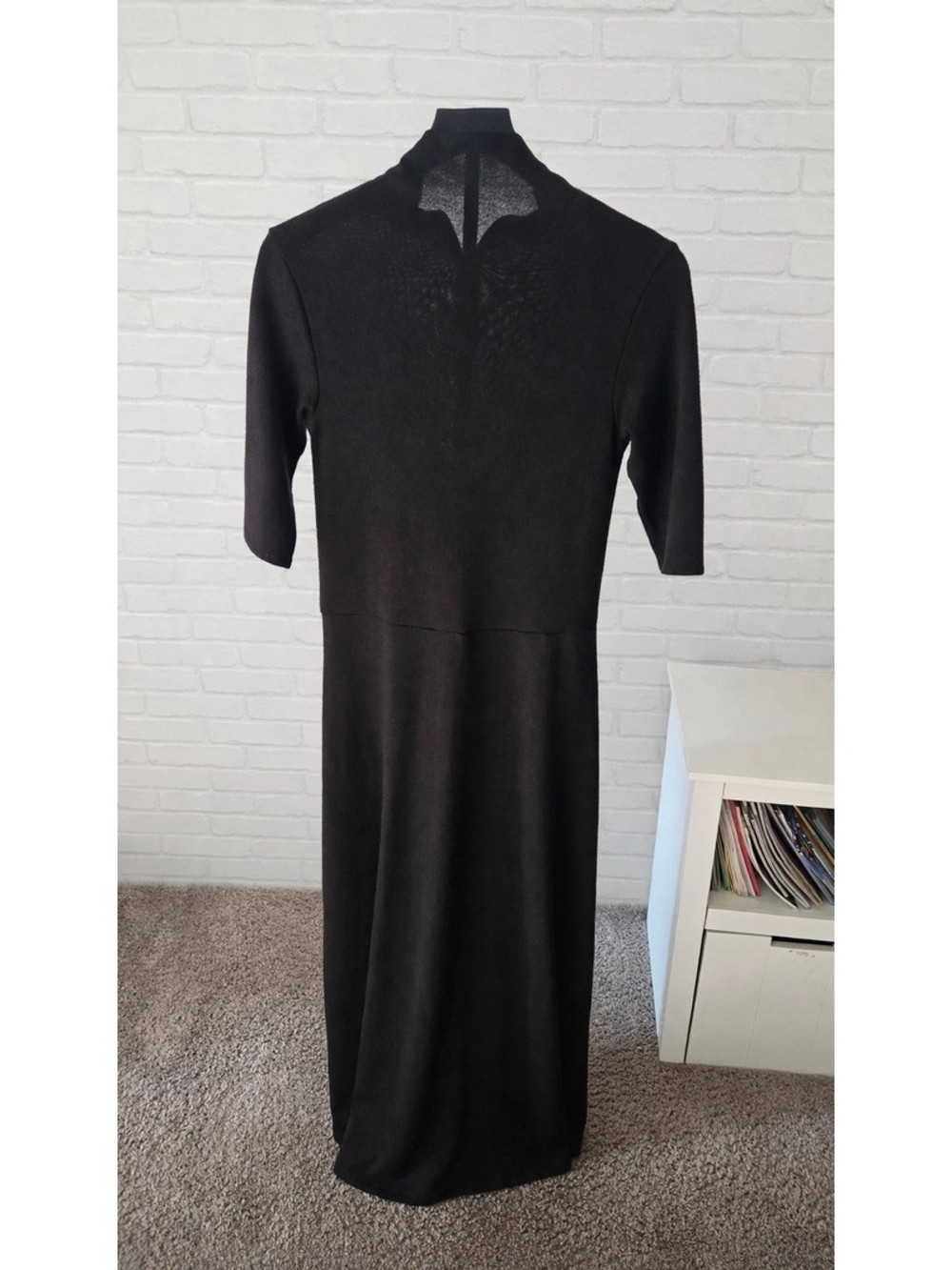 Vince Black Mock Neck 3/4 Sleeve Midi Dress Back Zip Womens S $245 Retail
